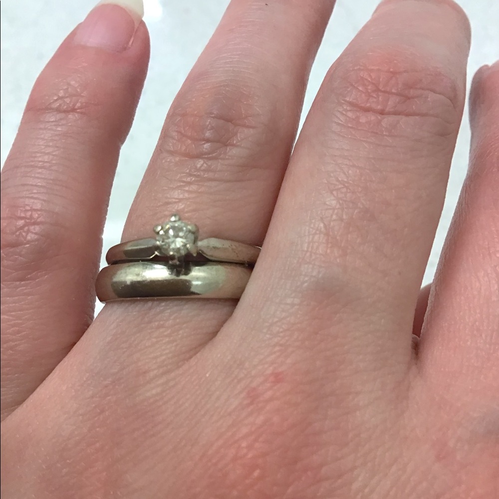 14k White Gold Wedding Ring from Robbins Brothers